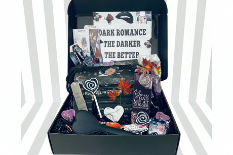 Luxury Spa Christmas Dark & Spicy Book Lovers Gift Box Set - Dark Romance Crates